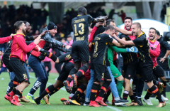 西甲-10巴萨罗那2-2比分皇马的罗纳尔多梅西为苏神传球得分
